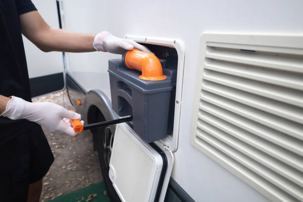 Best Sanitation services for porta potties  in Campton Hls, IL