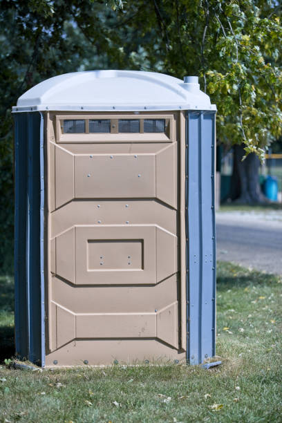 Portable Toilet Options We Offer in Campton Hills, IL