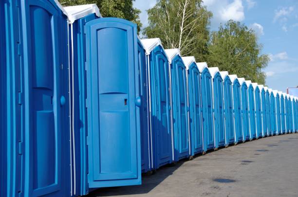 Best Porta potty services near me  in Campton Hls, IL